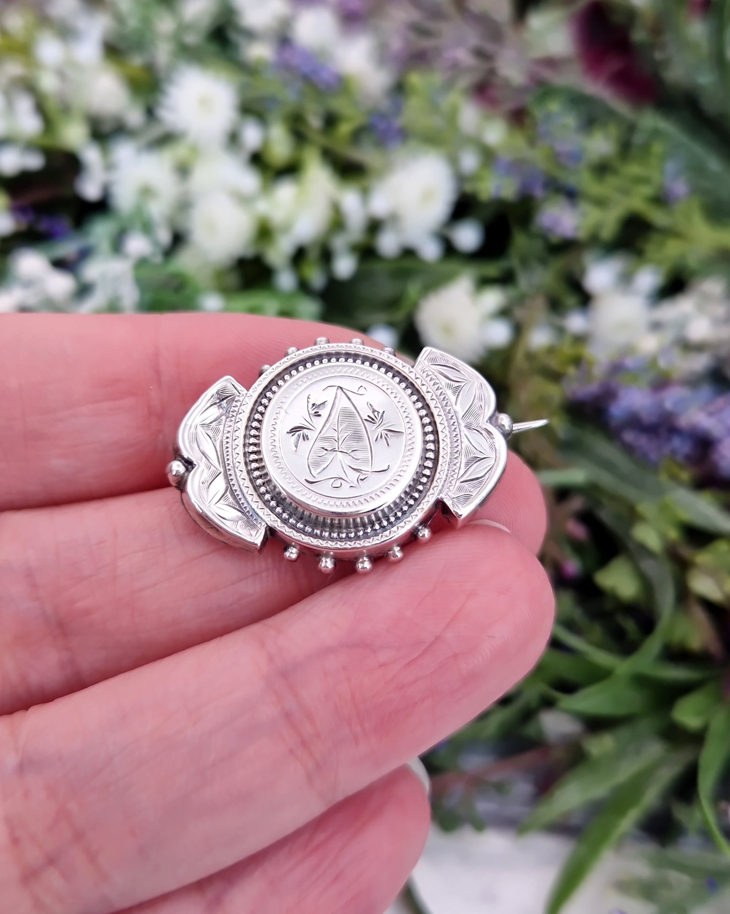 Antique Victorian Sterling Silver Small Ornate Ivy Leaf Detail Aesthetic Brooch Pin