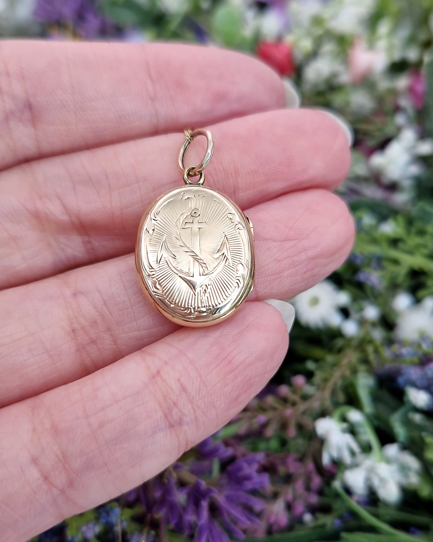 Antique Victorian 9ct Yellow Gold Blue Enamel Shield and Engraved Anchor Locket