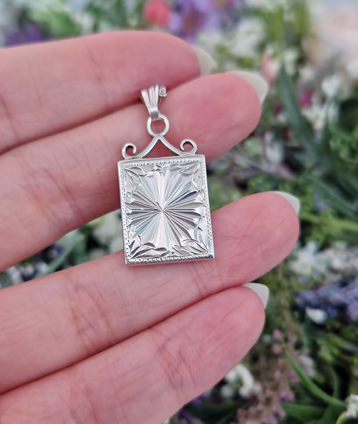 Vintage 1979 Hallmarked Sterling Silver Engraved Star Rectangular Fob Pendant