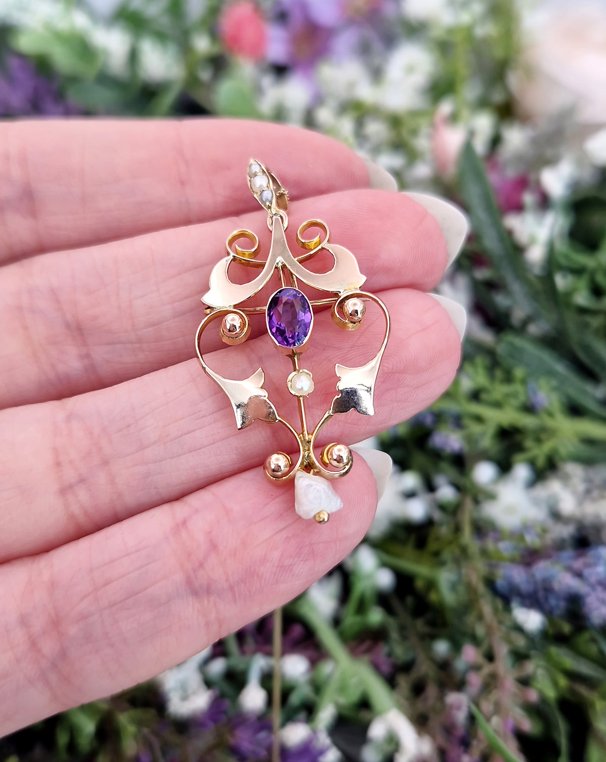 Antique Art Nouveau 9ct Gold Ornate Purple Amethyst Round Brooch / Pendant Necklace
