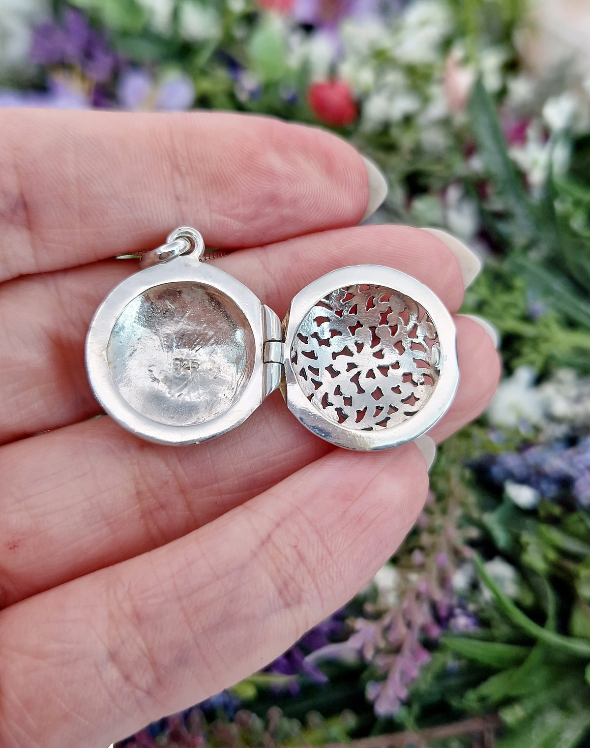 Vintage Sterling Silver Garnet Cabochon Ornate Round Statement Locket Pendant Necklace