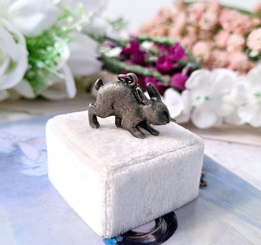 Vintage Darkened Silver Tone Cute Detailed 3D Rabbit Pendant Necklace Chain