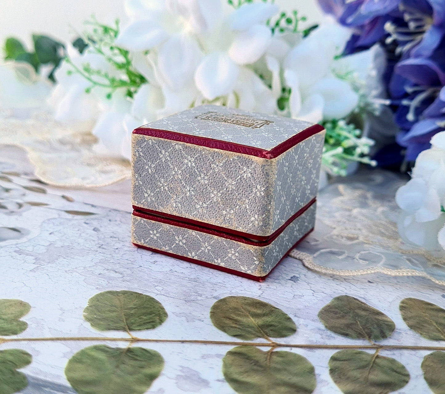 Vintage H. Purchen Jeweller Croydon Light Grey and Red Interior Jewellery Ring Box for Display Collection Gift