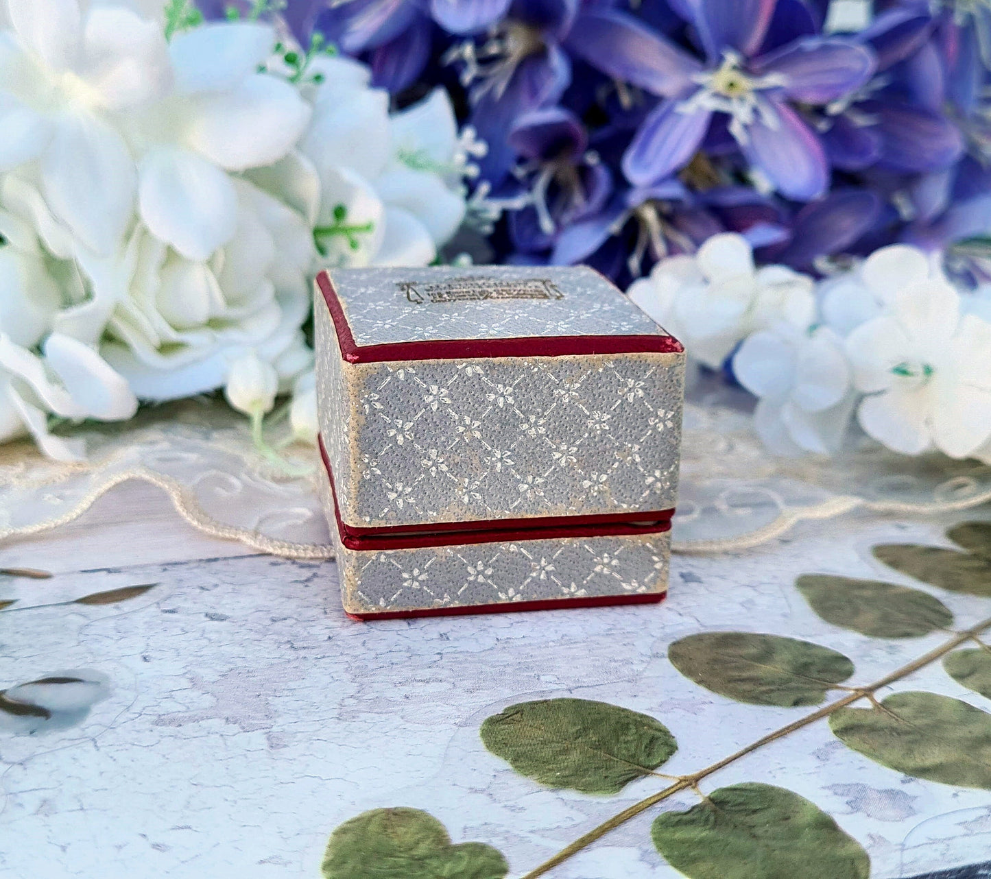 Vintage H. Purchen Jeweller Croydon Light Grey and Red Interior Jewellery Ring Box for Display Collection Gift