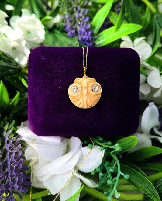 Vintage 9ct Yellow Gold Art Deco Detailed Owl Face Charm Pendant Necklace