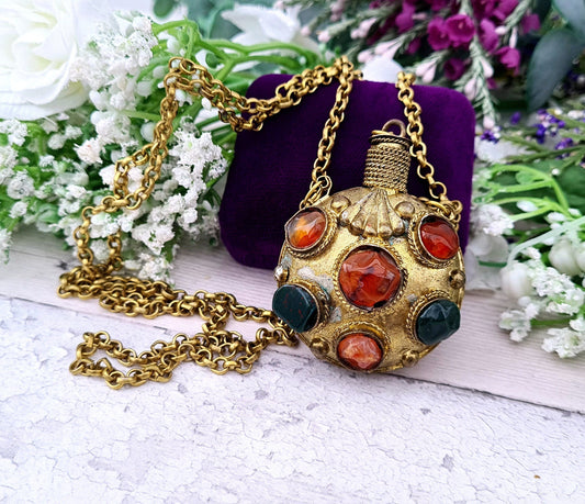 Vintage Scottish Gold Tone Large Agate Bottle Statement Pendant 25" Long Necklace