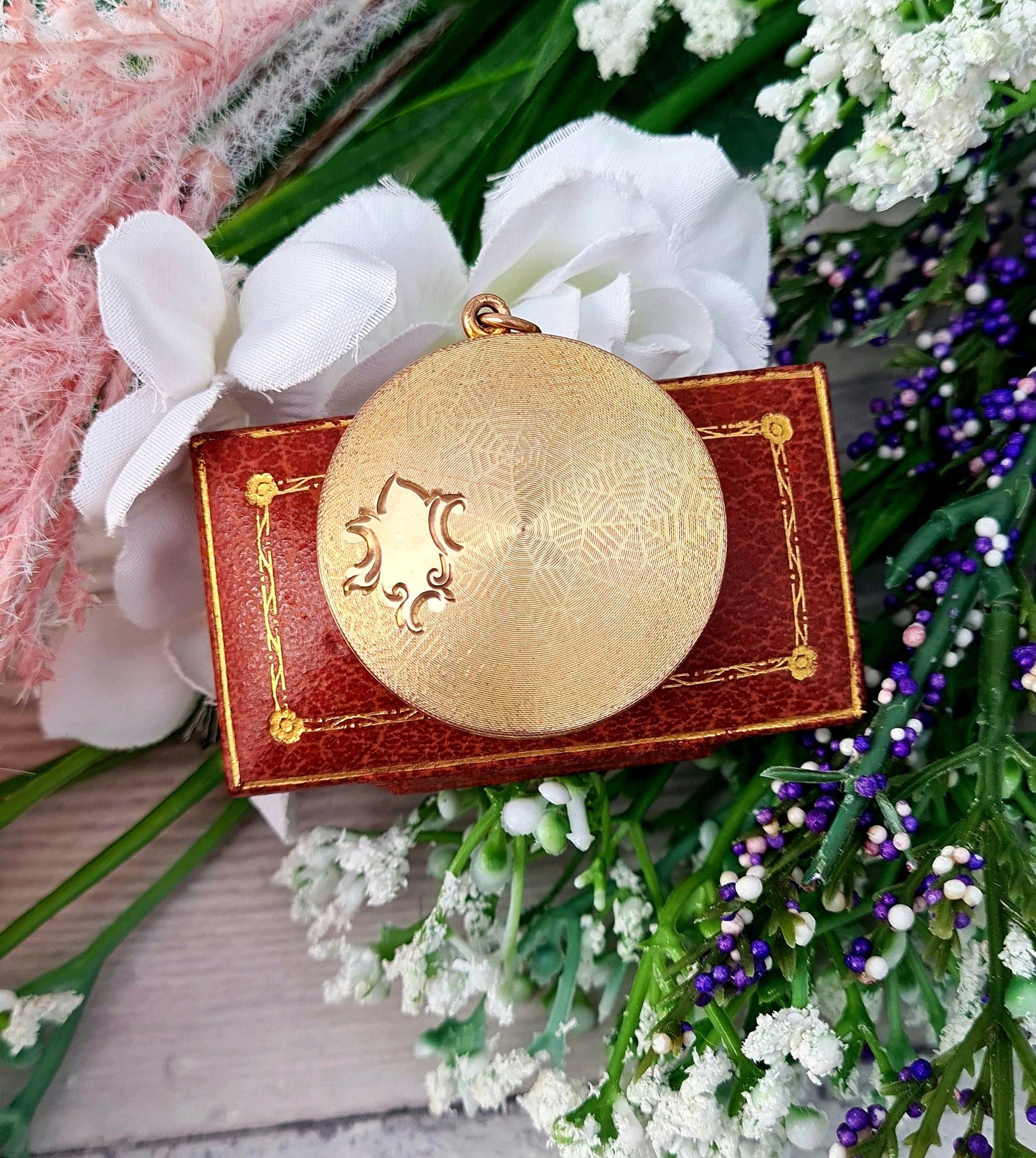 Antique Edwardian Gold Tone Large Round Shield Memory Locket Pendant