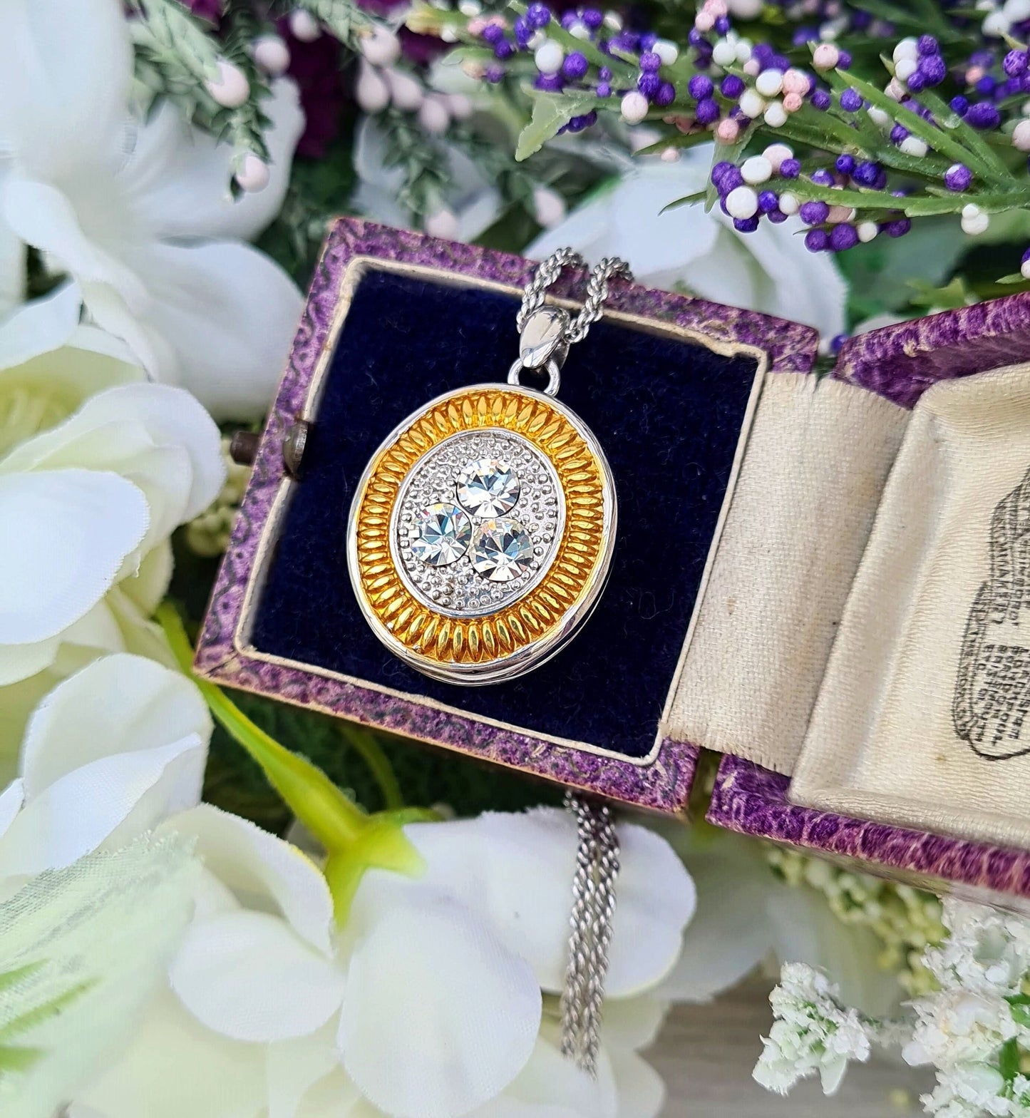 Vintage Silver Plated Chunky Gold Accented Crystal Oval Locket Pendant Necklace Chain