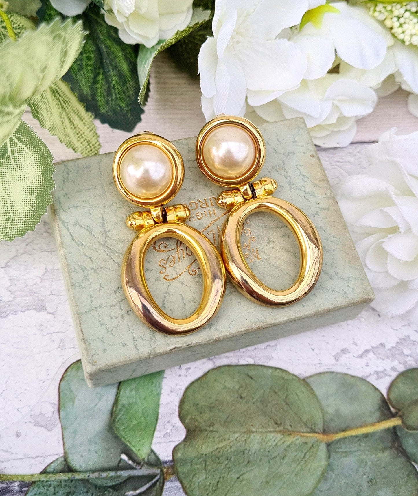 Vintage Retro Gold Plated Large Statement Pearl Drop Hoop Clip On Earrings