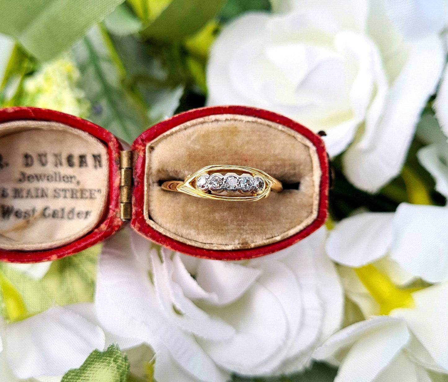 Antique Art Deco 18ct Gold & Platinum 5 Stone Diamond Band Boat Ring / Size M or 6.5