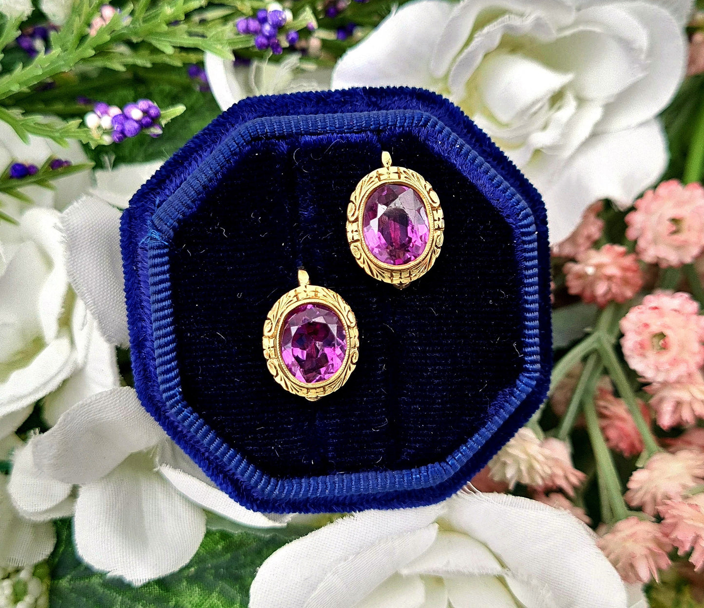 Vintage 14ct Yellow Gold Ornate Colour Change Purple Blue Sapphire Clip on Earrings