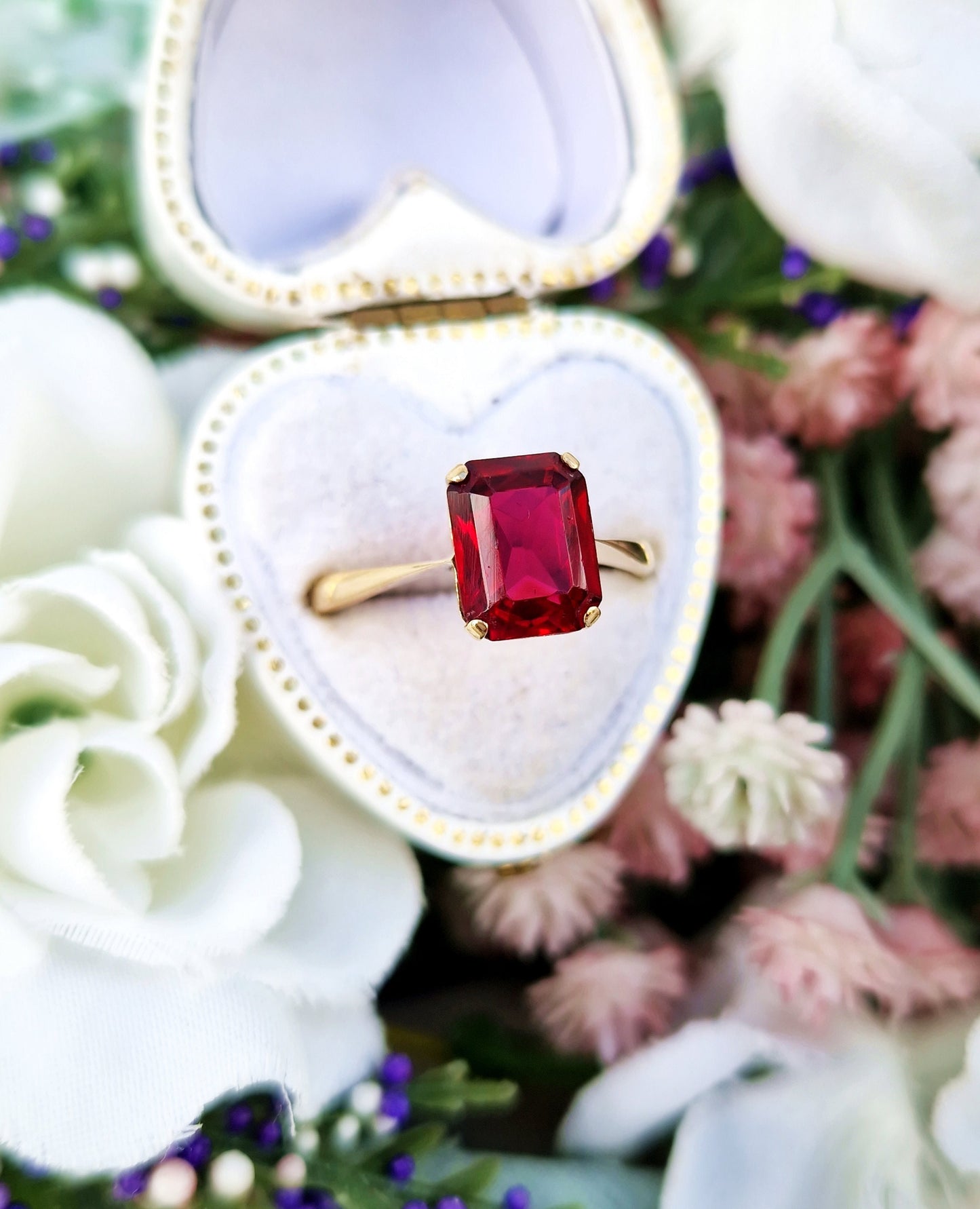 Antique Art Deco 9ct Yellow Gold Raspberry Pink Glass Solitaire Ring / Size N or 7