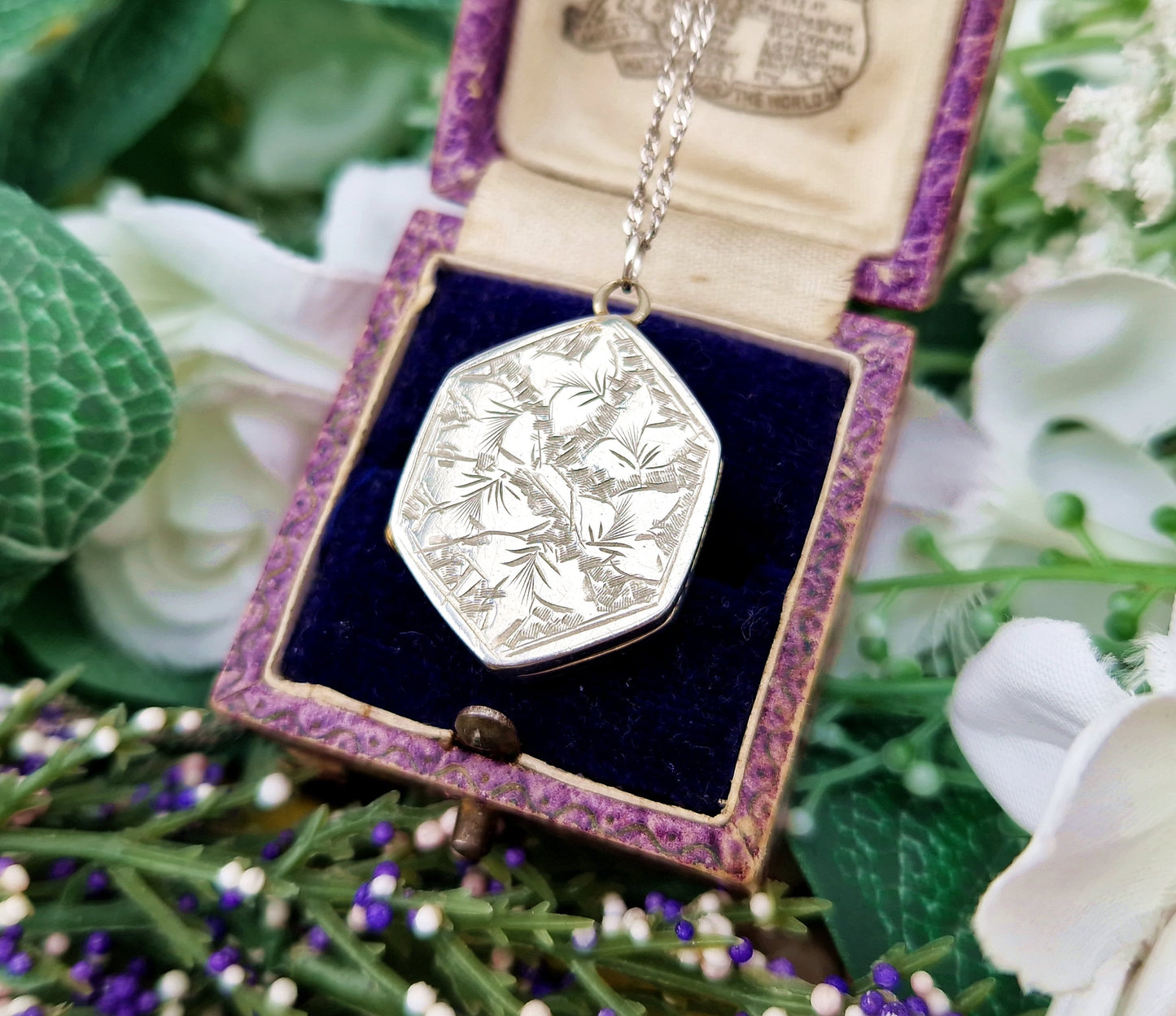 Antique Victorian Silver Aesthetic Ornate Engraved Ivy Leaf Locket Necklace