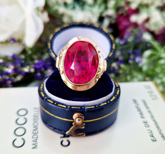 Vintage 14ct Yellow Gold Huge Vibrant Pink Ruby Solitaire Ring / Size K 1/2 or 5.75