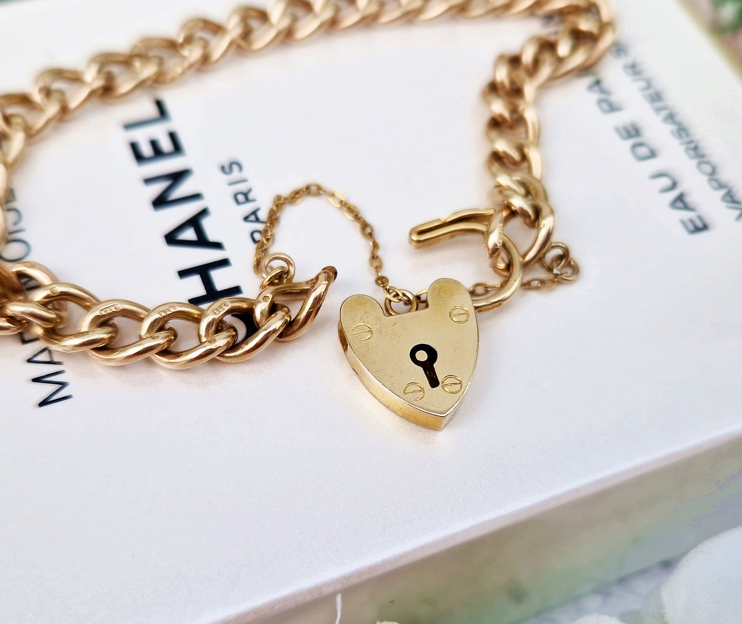 Antique Art Deco 9ct Yellow Gold Classic Curb Link Charm Bracelet with Love Heart Padlock 15grams