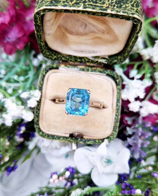 Antique Art Deco 9ct Rose Gold 3.3ct Ocean Blue Aquamarine Solitaire Ring / Size P or 8