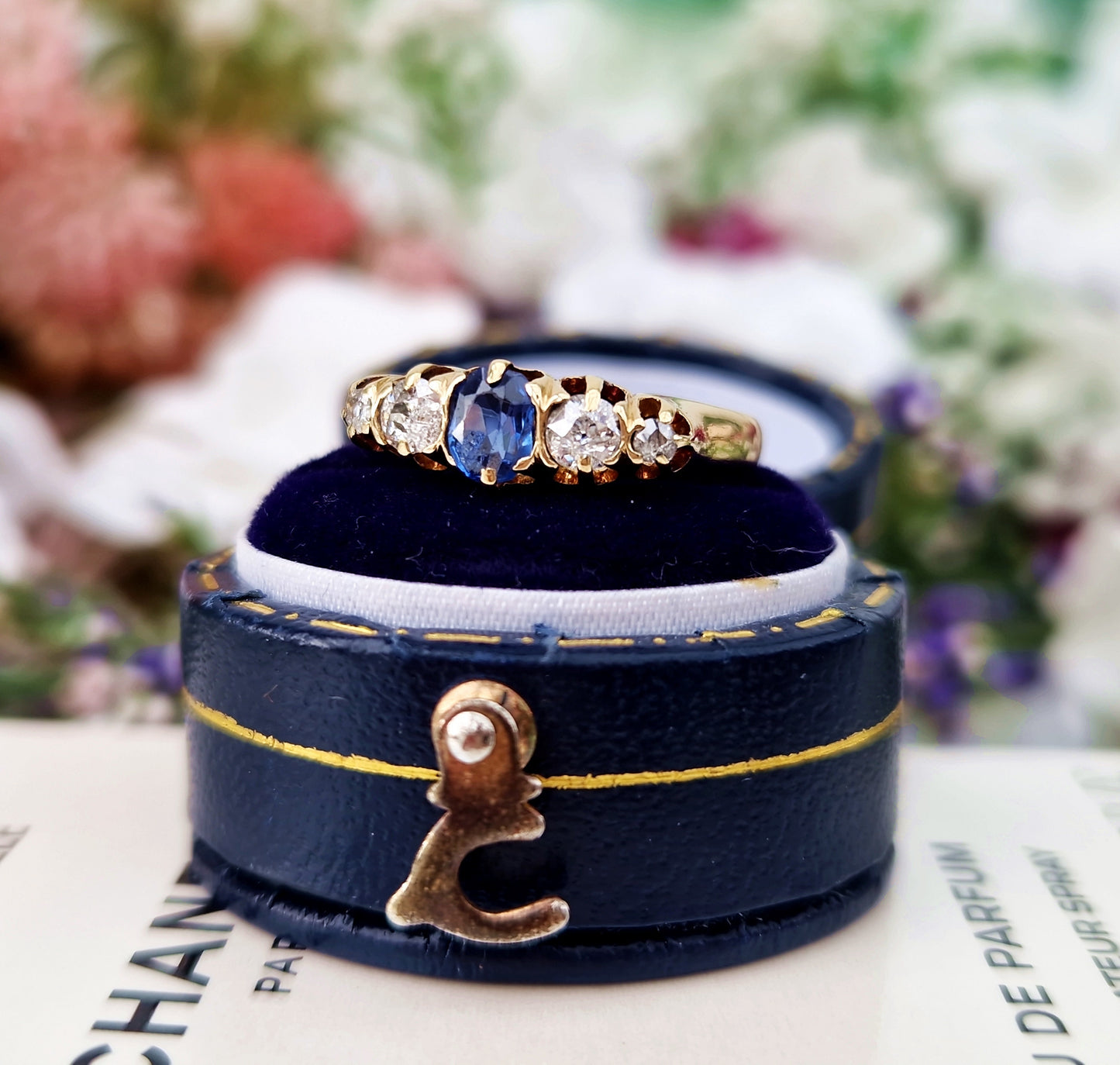 Antique 1887 Victorian 18ct Gold Classic Sapphire and Old Cut Diamond 5 Stone Band Ring / Size N or 7