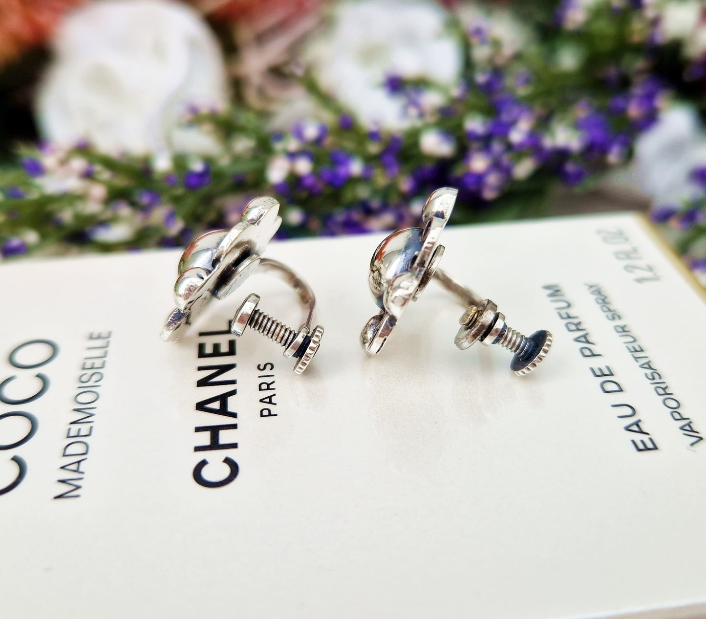 Vintage Sterling Silver Etruscan Style Modernistic Mexican Flower Screw Back Earrings