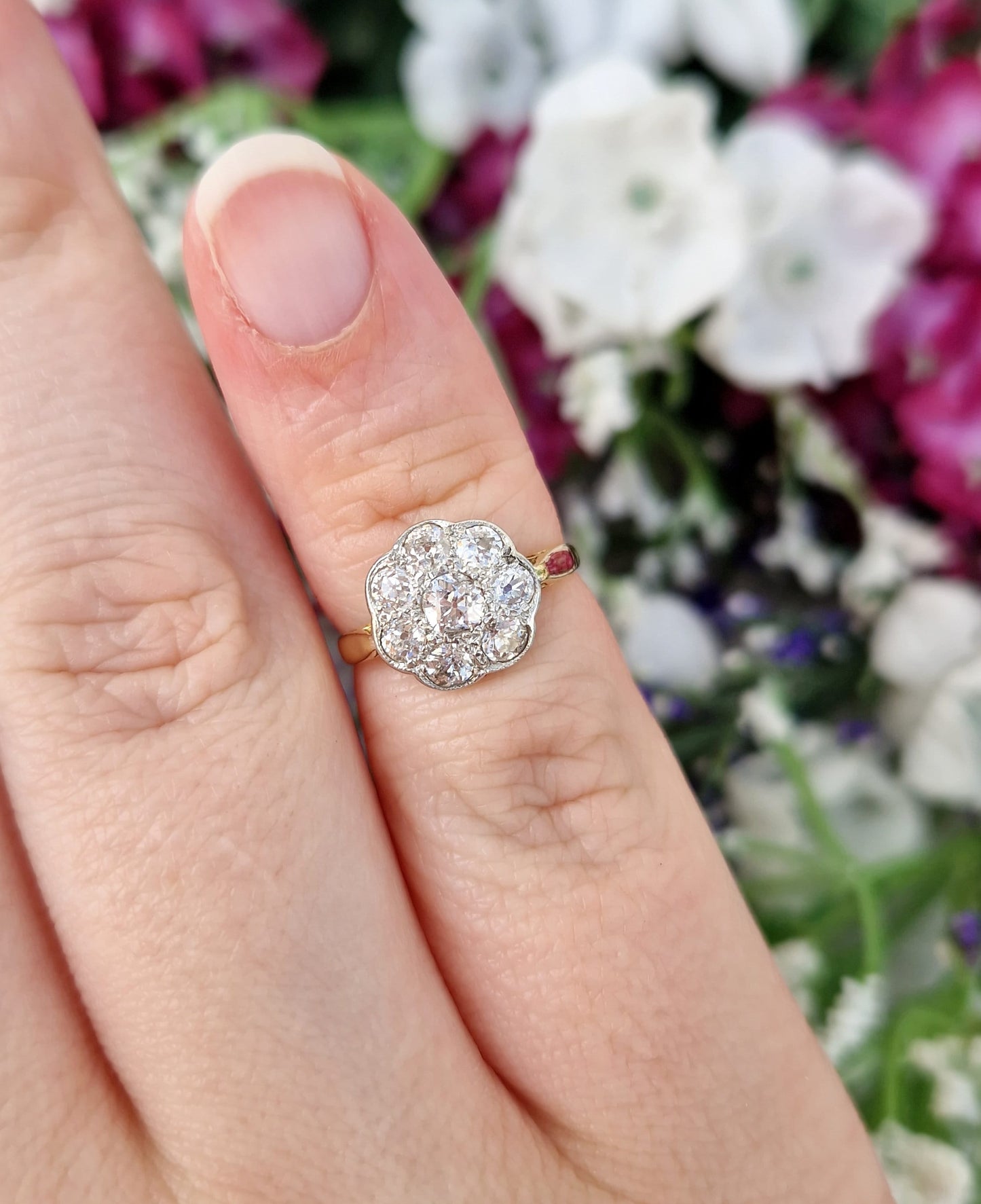 Antique Art Deco 18ct Gold 0.73cts Diamond Daisy Cluster Engagement Ring / Size F 1/2 or 3