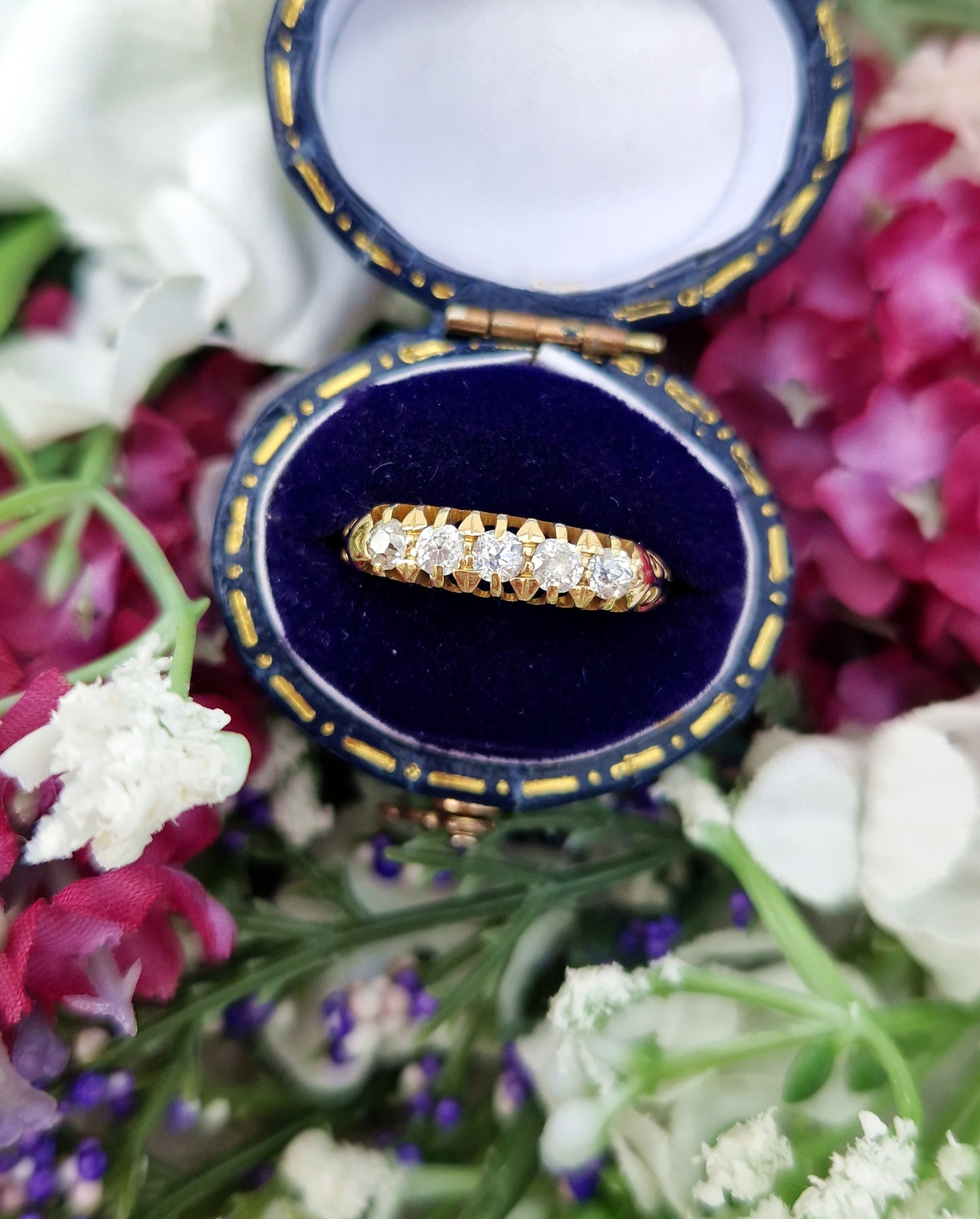 Antique Edwardian 18ct Yellow Gold Classic 5 Stone 0.50cts Old European Cut Diamond Ring / Size L 1/2 or 6.25
