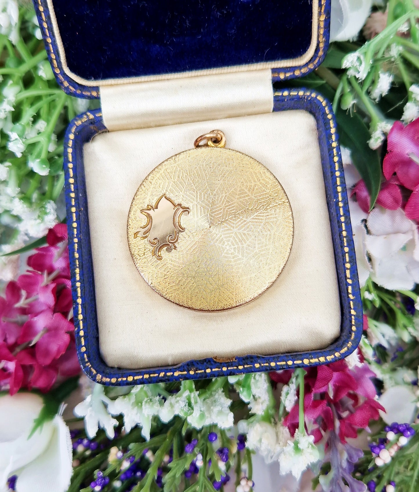 Antique Edwardian Gold Tone Large Round Shield Memory Locket Pendant