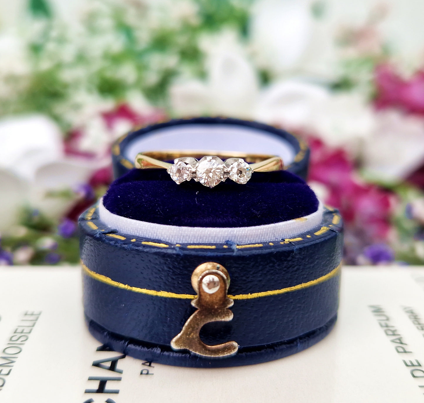 Antique Art Deco 18ct Gold Platinum Classic 0.25ct Diamond Trilogy Engagement Ring / Size O or 7.5