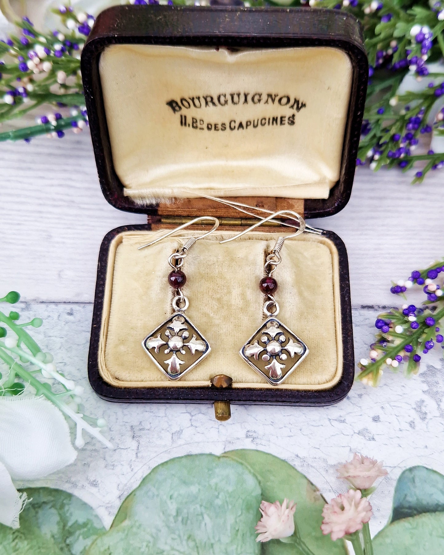 Vintage Sterling Silver Purple Amethyst Orb Fleur-De-Lis Hook Drop Dangle Earrings