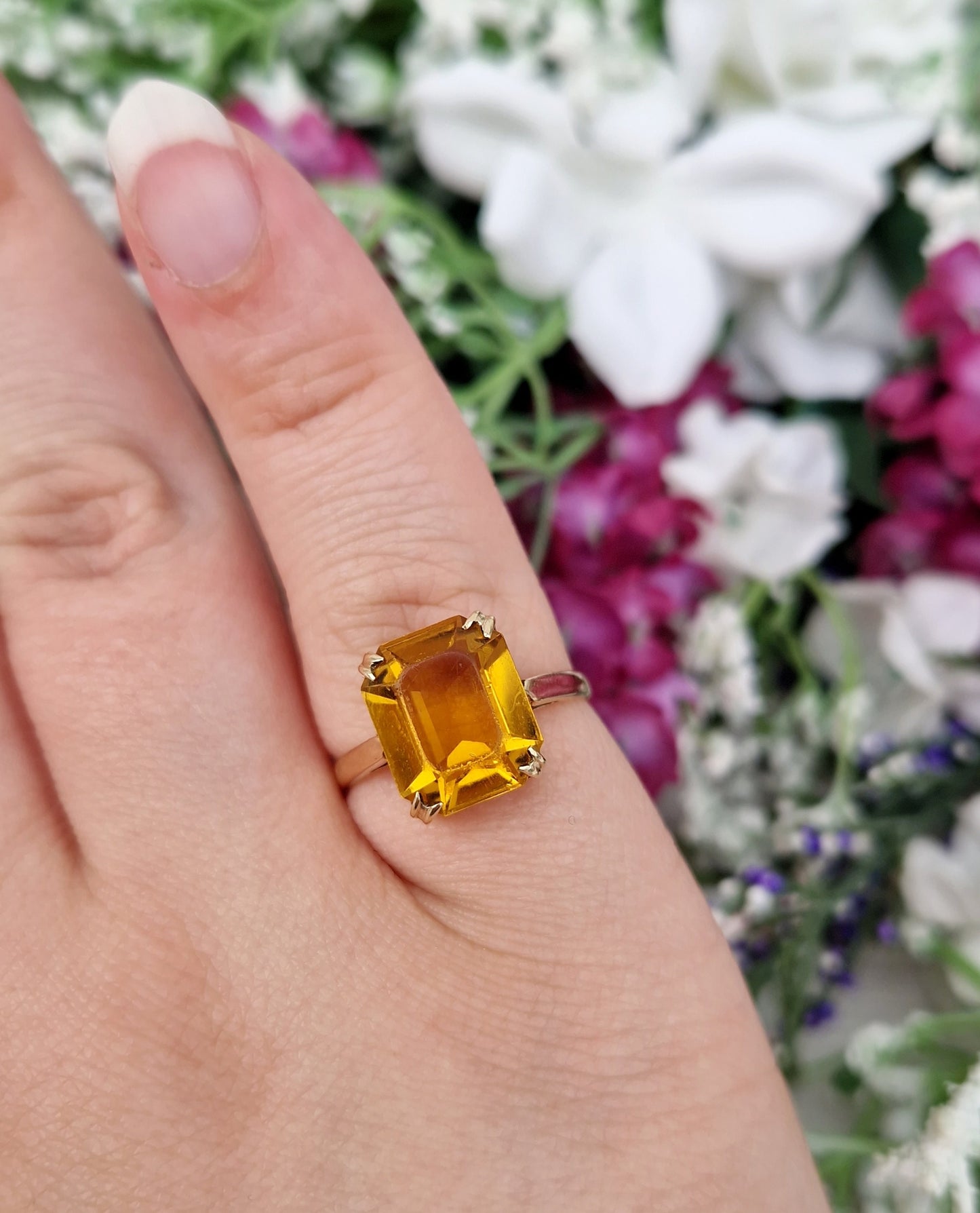 Antique Art Deco 9ct Yellow Gold Sunset Orange Glass Solitaire Ring / Size Q 1/2 or 8.75