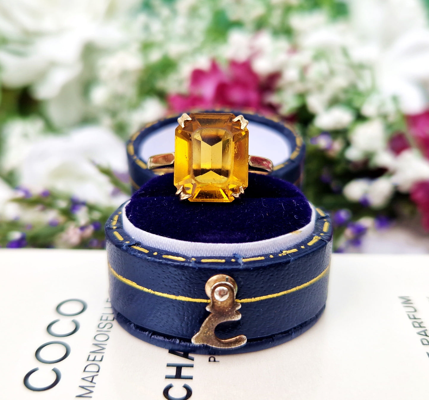 Antique Art Deco 9ct Yellow Gold Sunset Orange Glass Solitaire Ring / Size Q 1/2 or 8.75