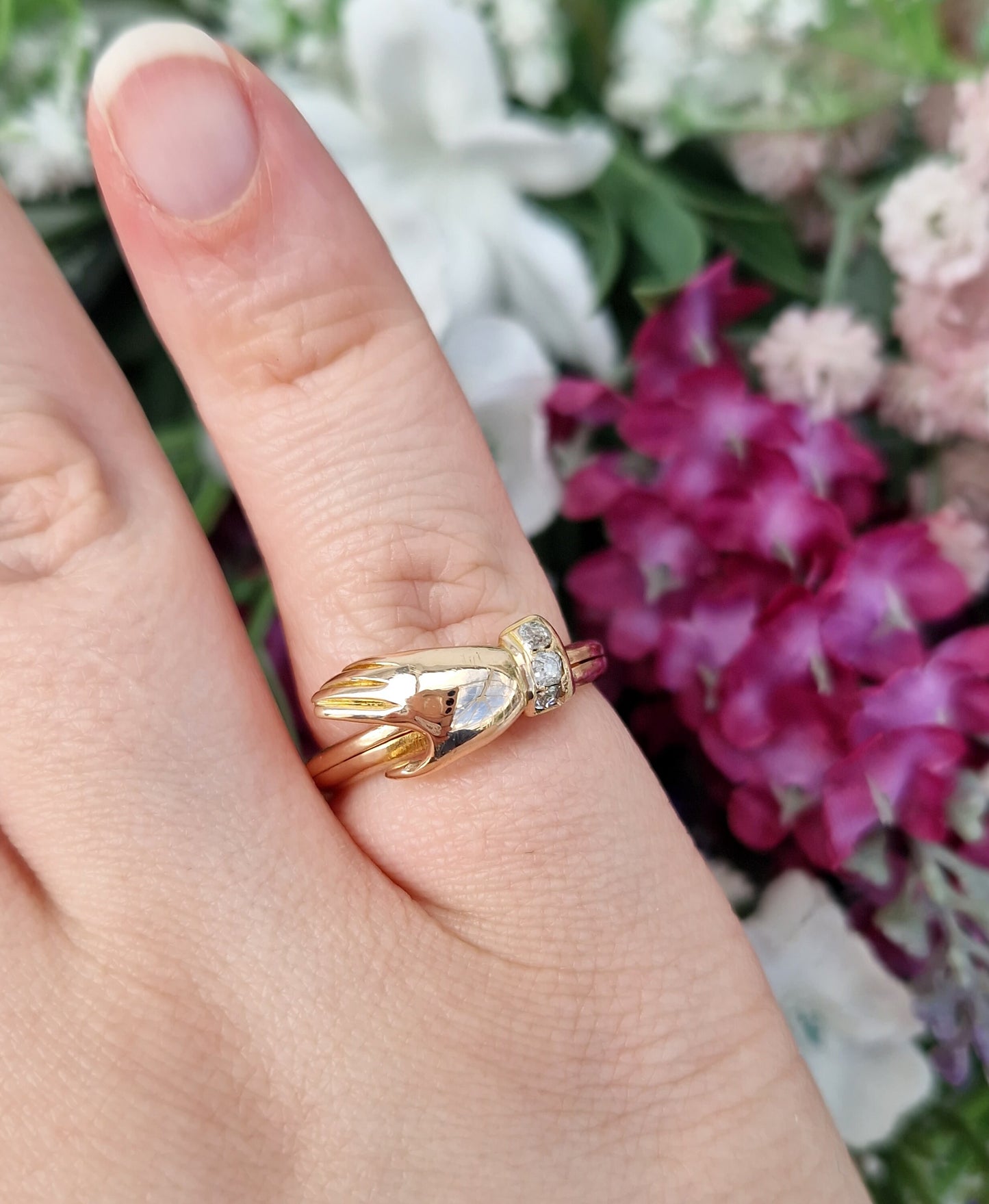Antique Victorian 15ct Yellow Gold Old Mine Cut Diamond Fede Hand and Heart Ring / Size N 1/2 or 7.25