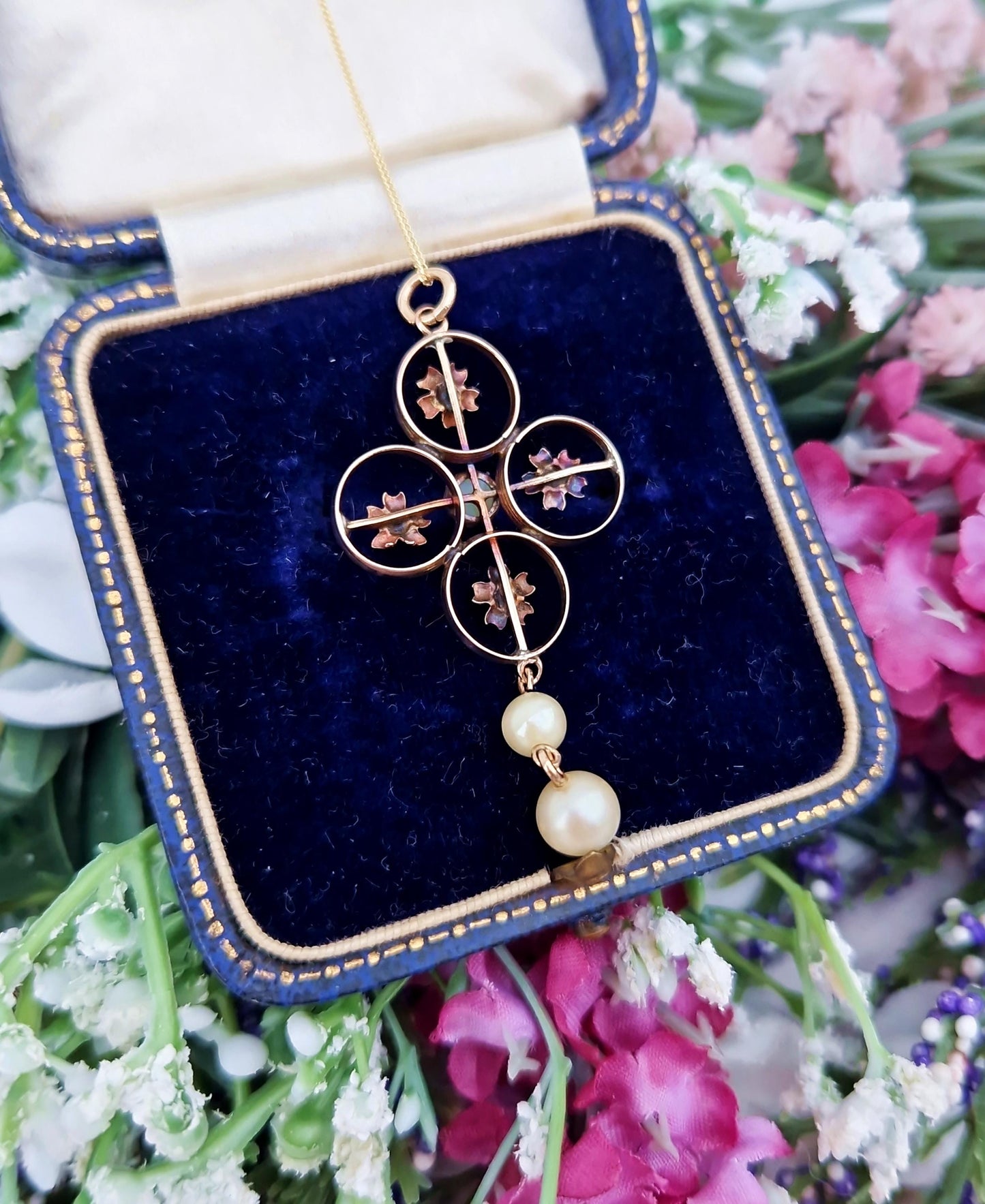 Antique Art Nouveau 9ct Gold Quatrefoil Pearl Lavalier Drop Pendant Necklace