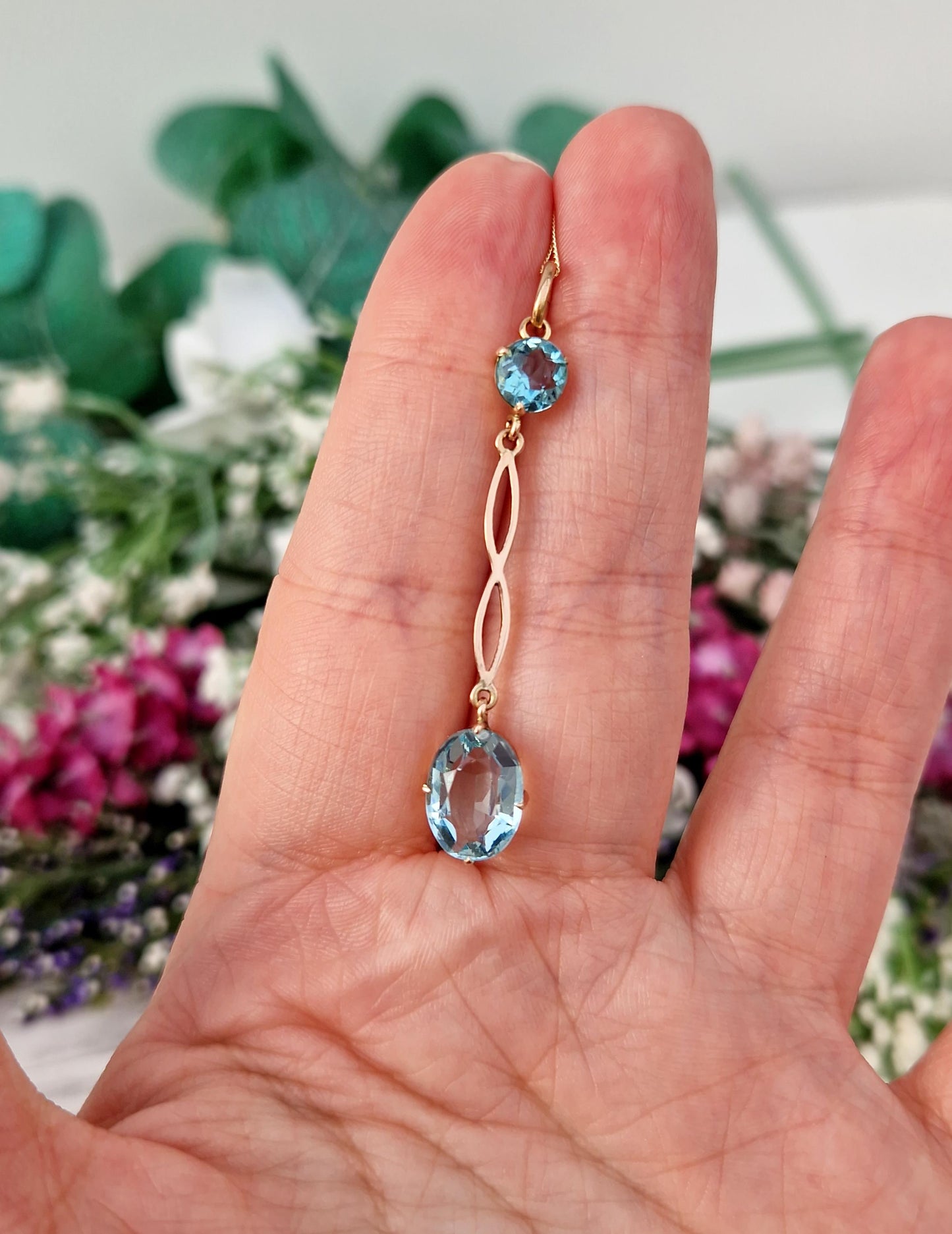 Antique Edwardian 9ct Gold Sky Blue Glass Lavalier Pendant Drop Necklace