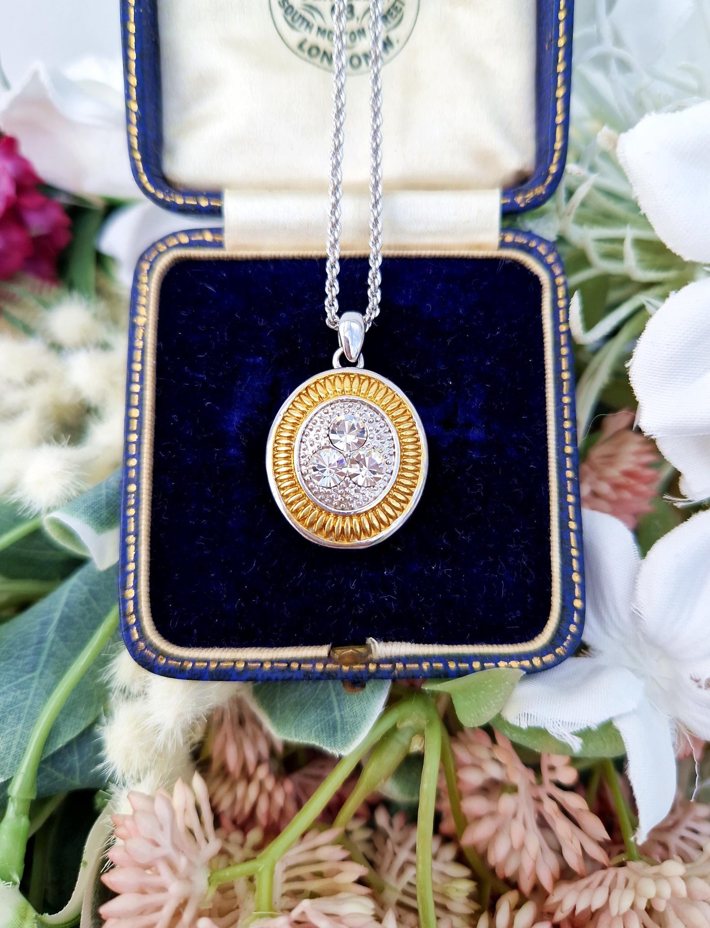 Vintage Silver Plated Chunky Gold Accented Crystal Oval Locket Pendant Necklace Chain