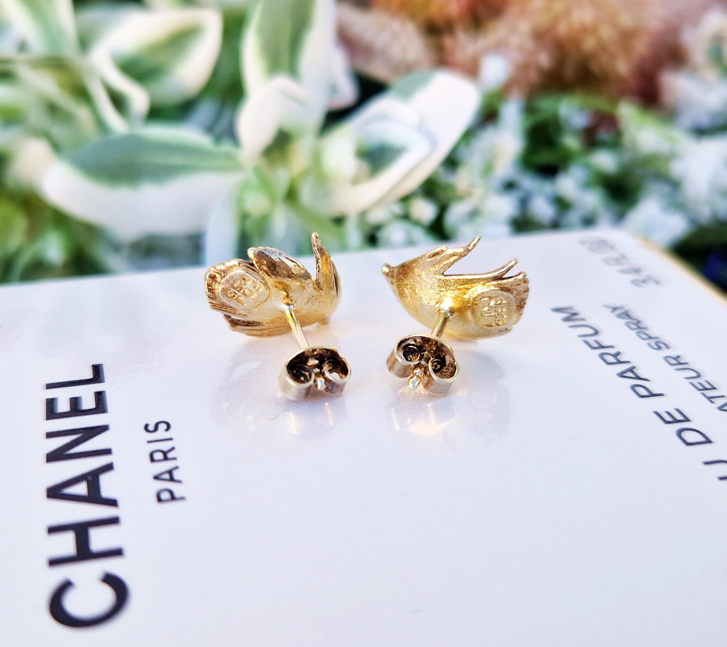 Vintage Gold on Sterling Silver Delicate Detailed Feather Stud Earrings