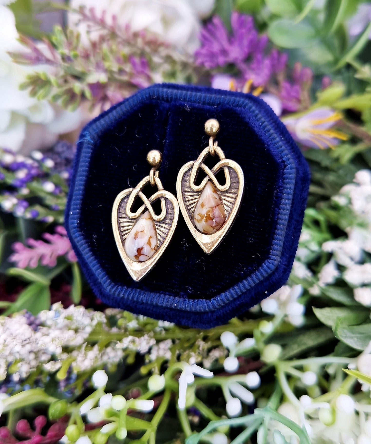 Vintage Gold Tone Scottish Miracle Faux Agate Celtic Heart Drop Stud Earrings