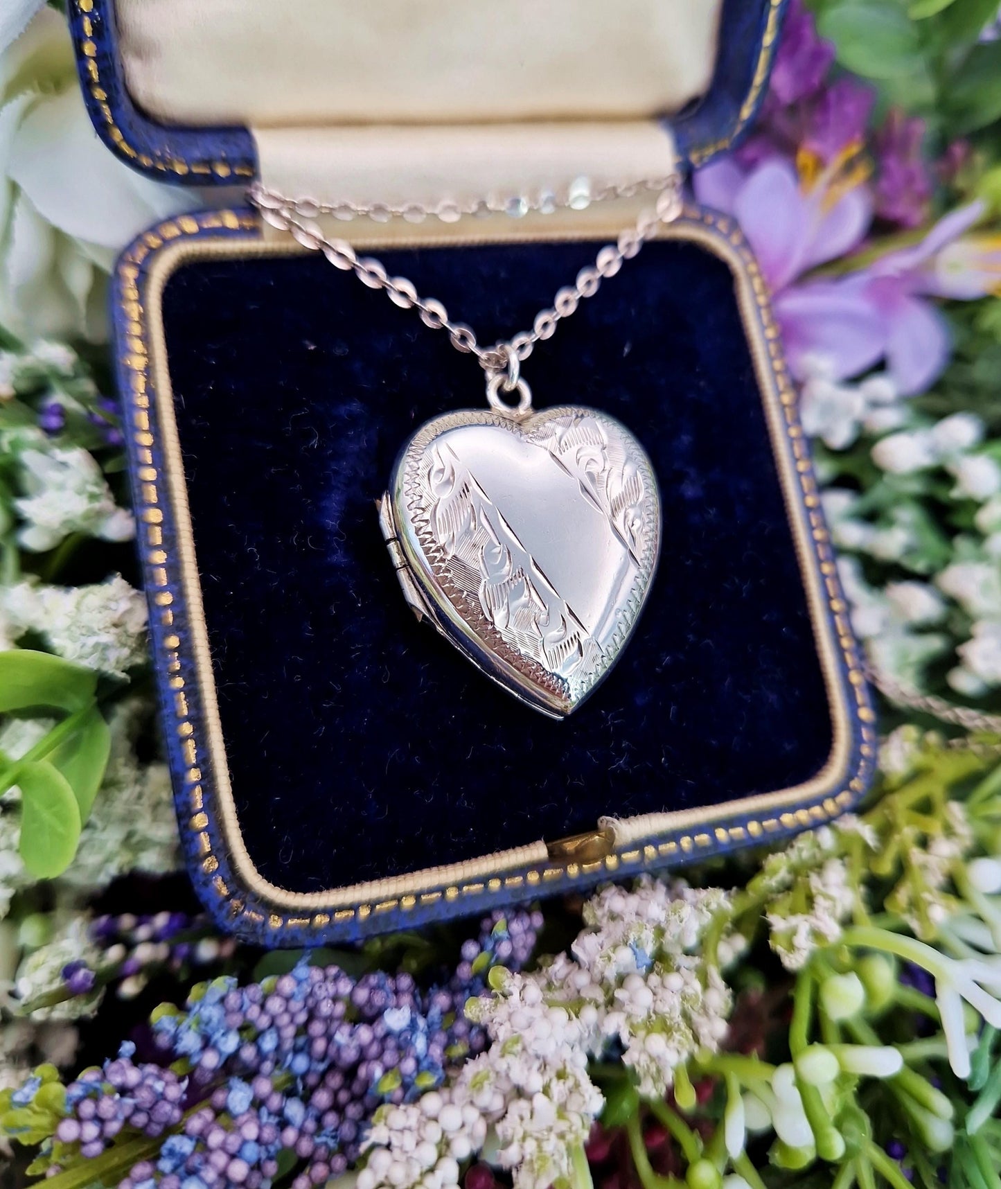 Vintage Sterling Silver Love Heart Shaped Ornate Engraved Locket Pendant Necklace