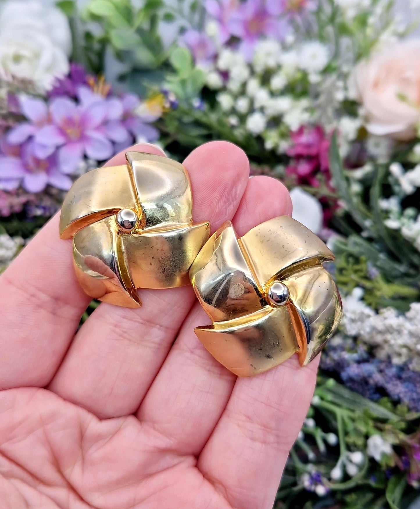 Vintage Gold Plated Huge Pinwheel Shaped Statement Clip On Earrings