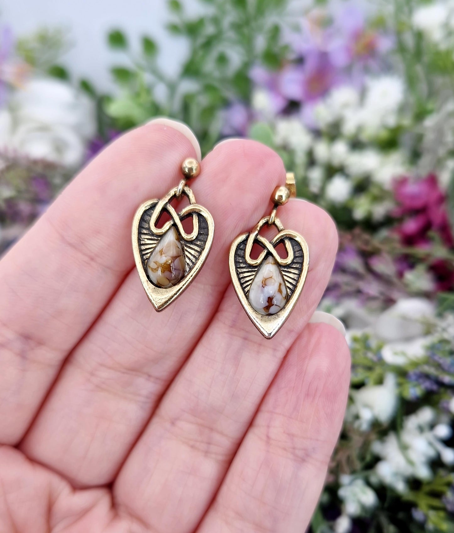 Vintage Gold Tone Scottish Miracle Faux Agate Celtic Heart Drop Stud Earrings