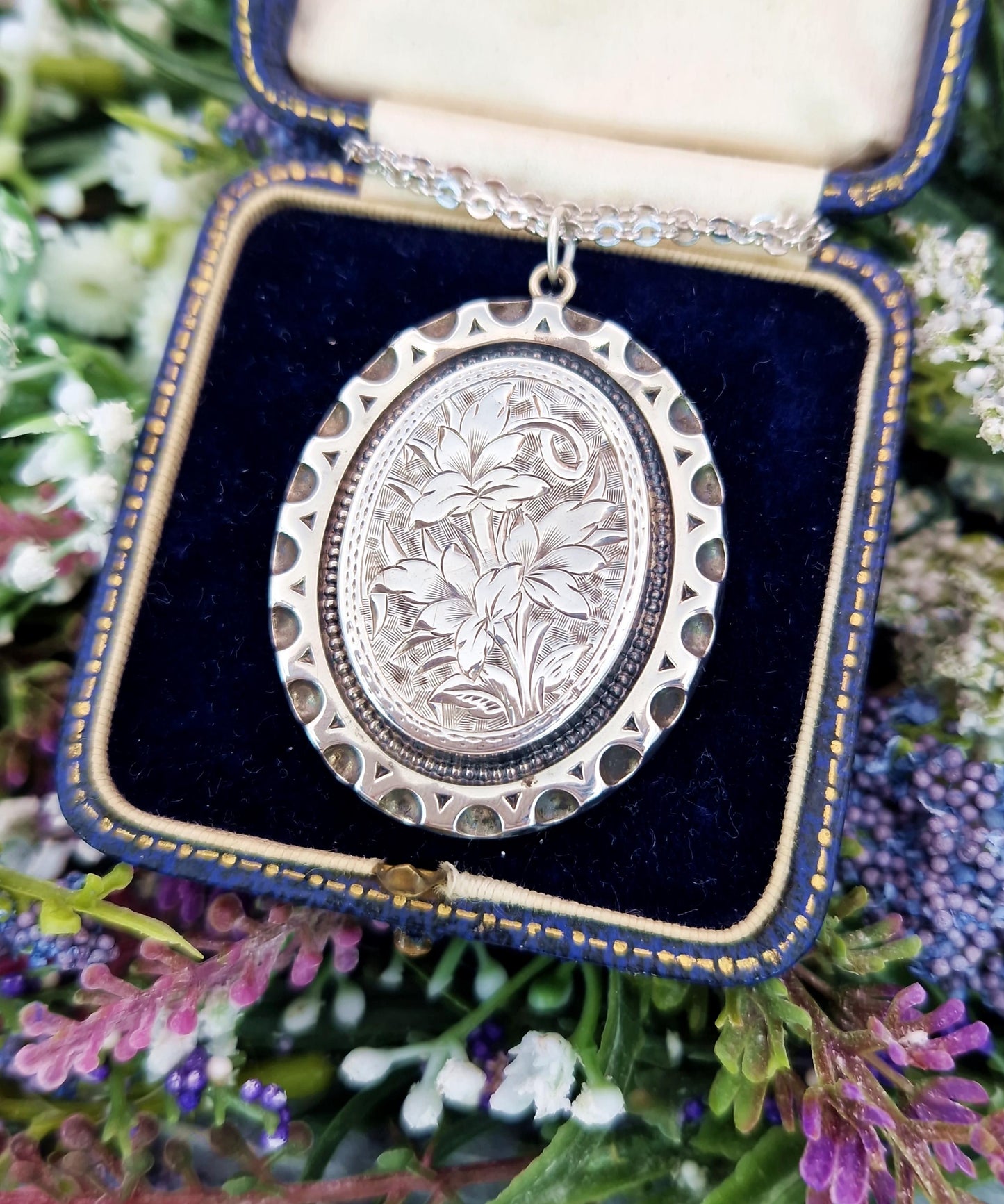 Antique Victorian Sterling Silver Large Aesthetic Engraved Flower Pendant Necklace