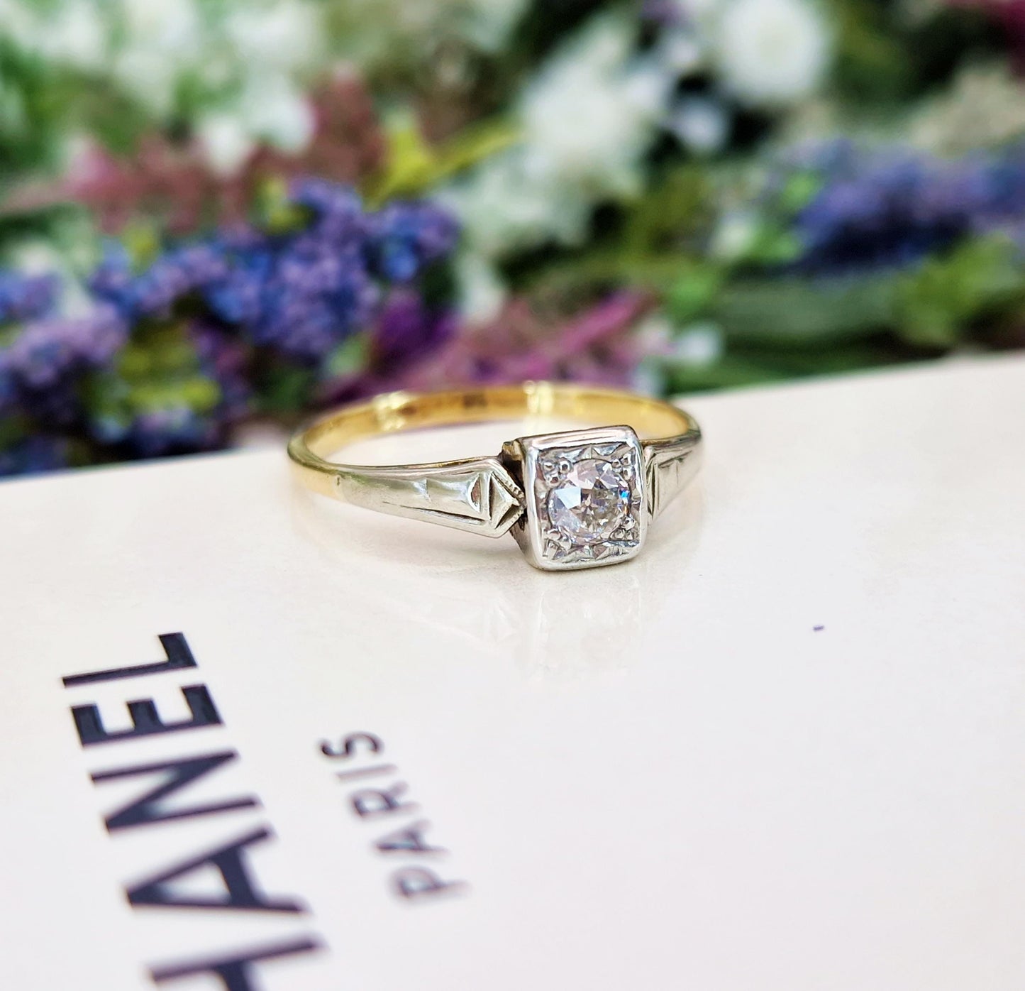Antique Art Deco 18ct Gold Platinum Old Mine Cut Diamond Solitaire Engagement Ring / Size O or 7.5