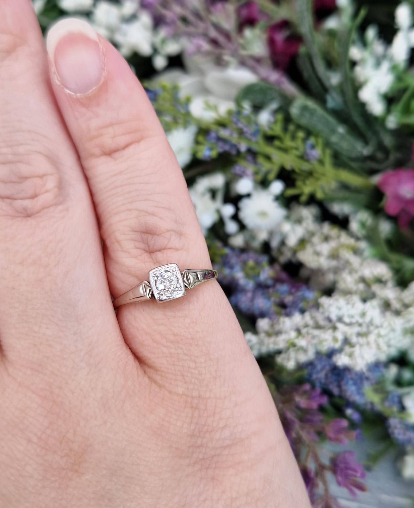 Antique Art Deco 18ct Gold Platinum Old Mine Cut Diamond Solitaire Engagement Ring / Size O or 7.5