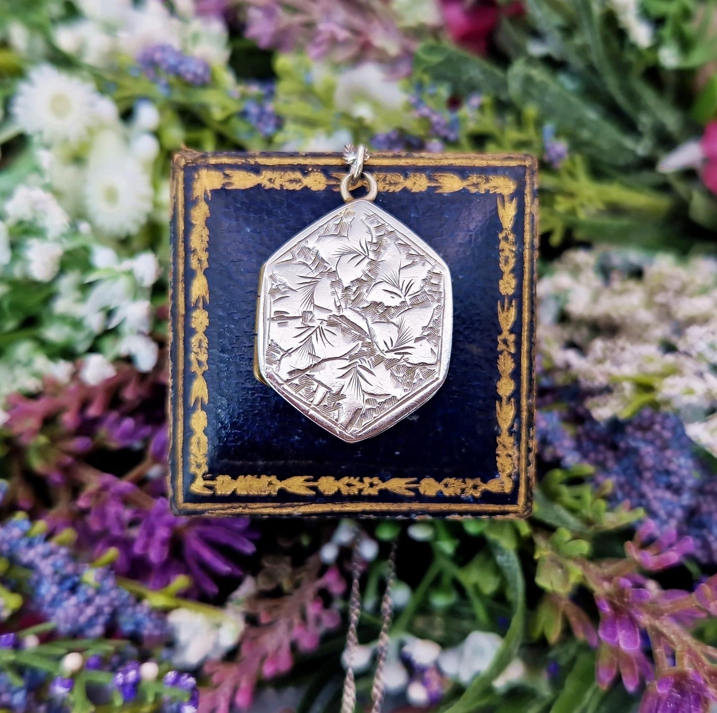Antique Victorian Silver Aesthetic Ornate Engraved Ivy Leaf Locket Necklace