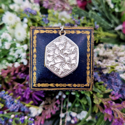 Antique Victorian Silver Aesthetic Ornate Engraved Ivy Leaf Locket Necklace