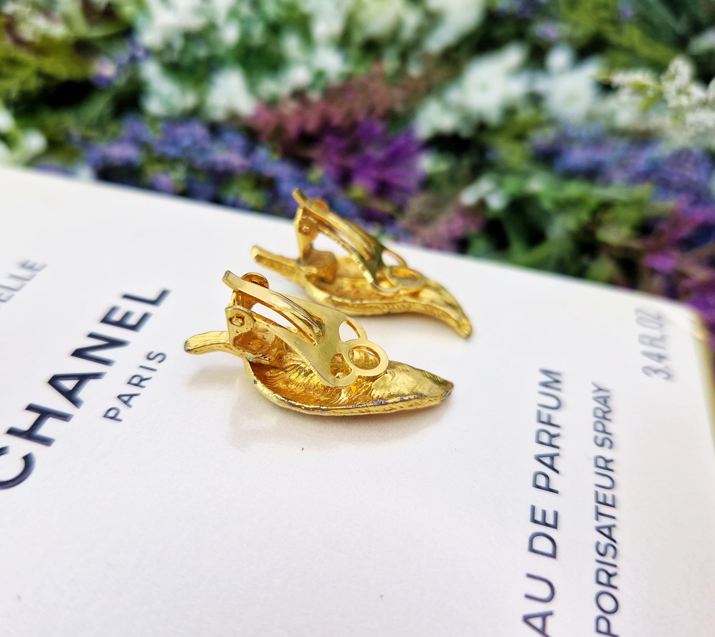 Vintage Gold Plated Retro Bird or Angel Feather Detailed Clip On Earrings
