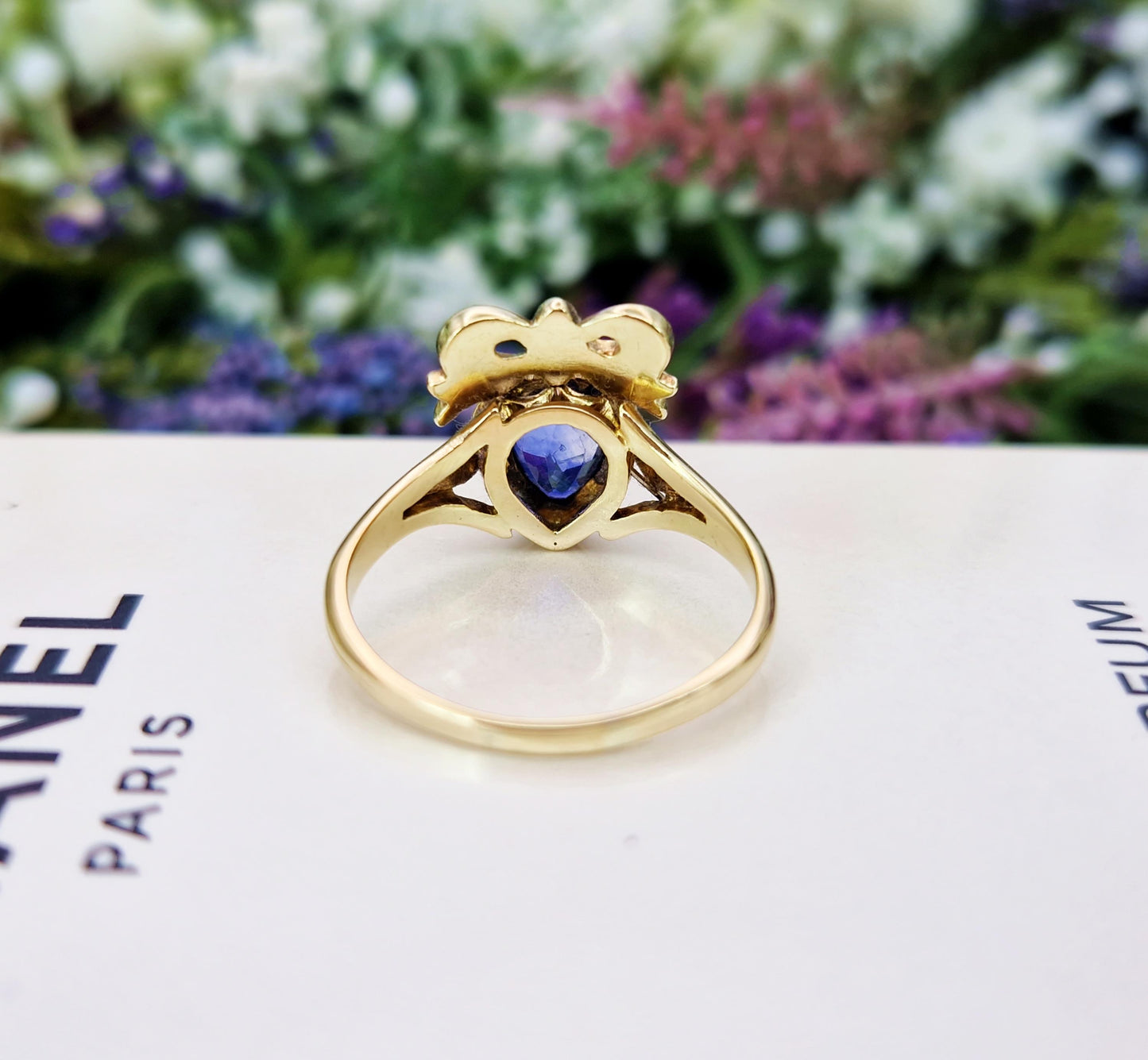 Antique Victorian 18ct Gold Sapphire and Diamond Heart and Bow Ring / Size N 1/2 or 7.25