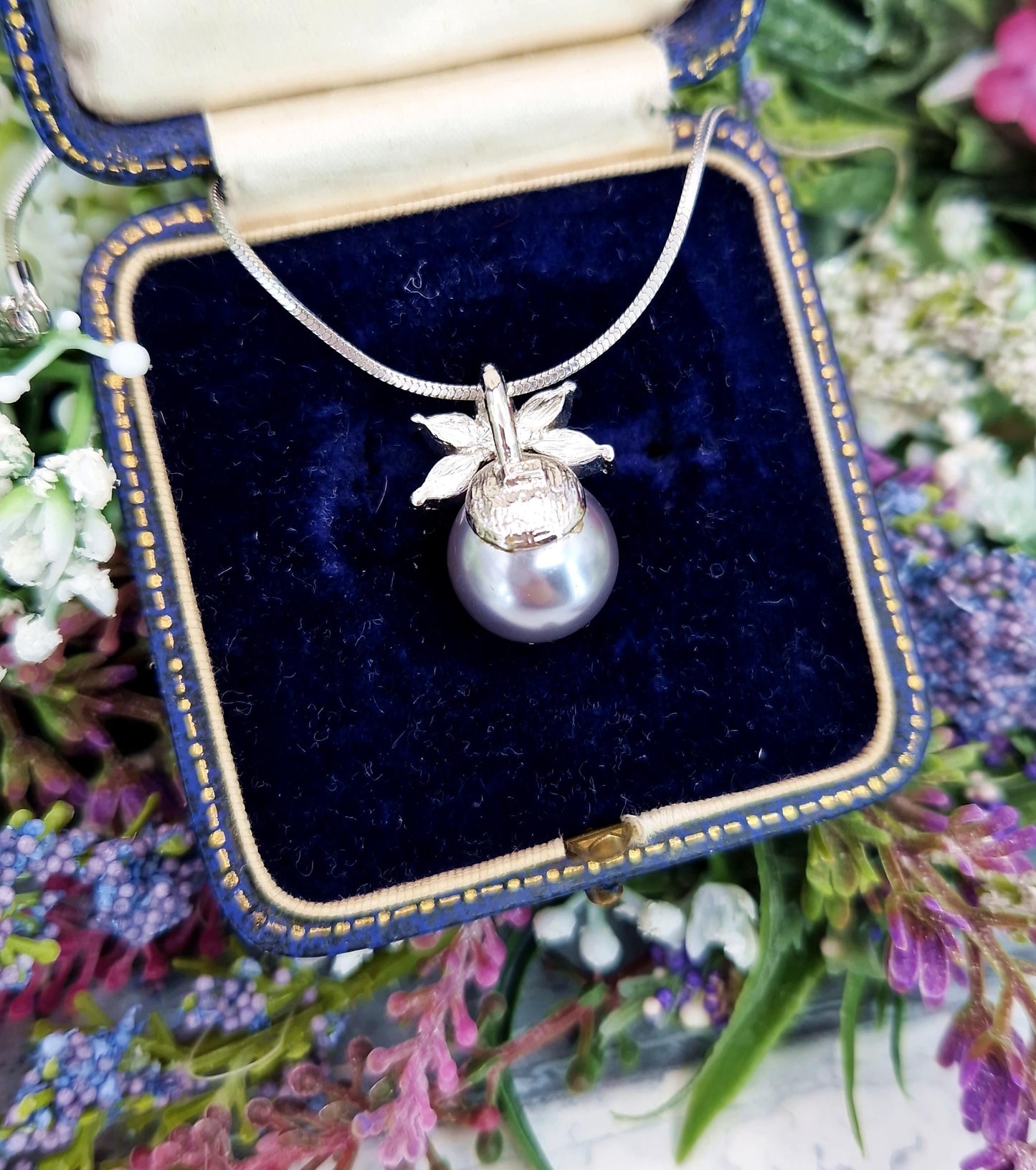Vintage Silver Plated Large Silver Pearl and Blue Glass Pendant Necklace
