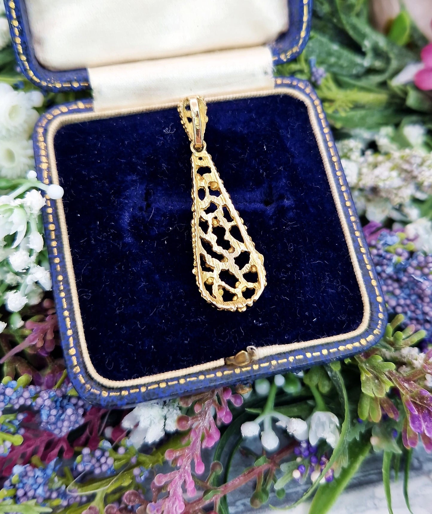 Vintage 9ct Yellow Gold Brutalist Style Abstract Pendant Necklace