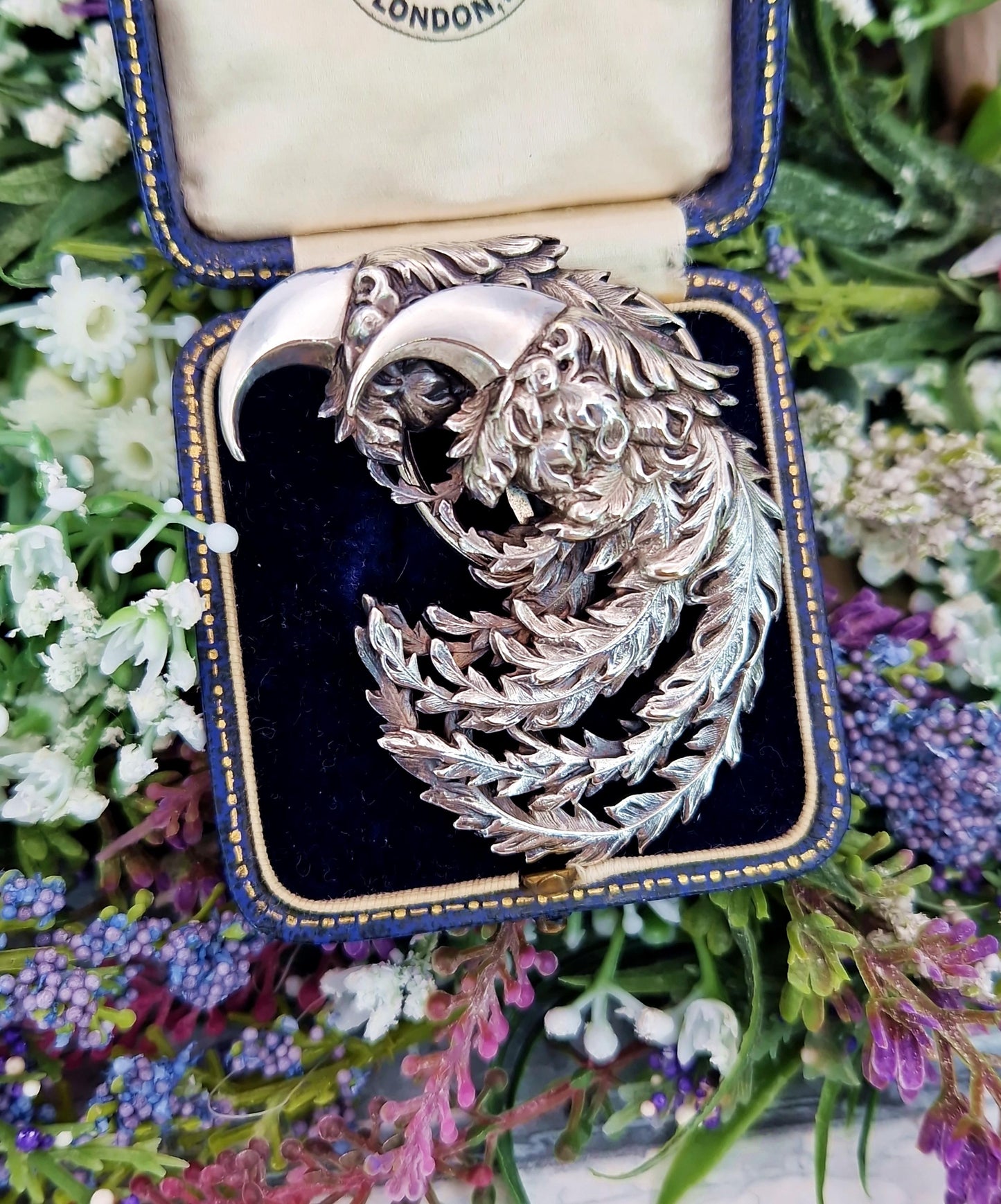 Vintage French Sterling Silver Front Large Fantasy Griffin Claw Scraf Clip