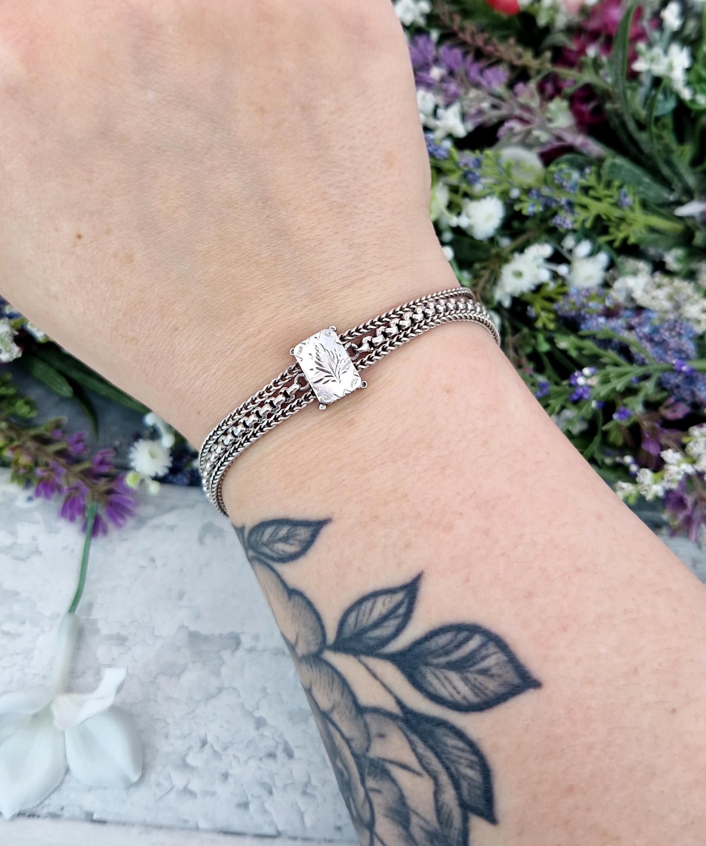 Antique Sterling Silver Albertina Triple Chain Ivy Leaf Panel Bracelet 13.6 grams