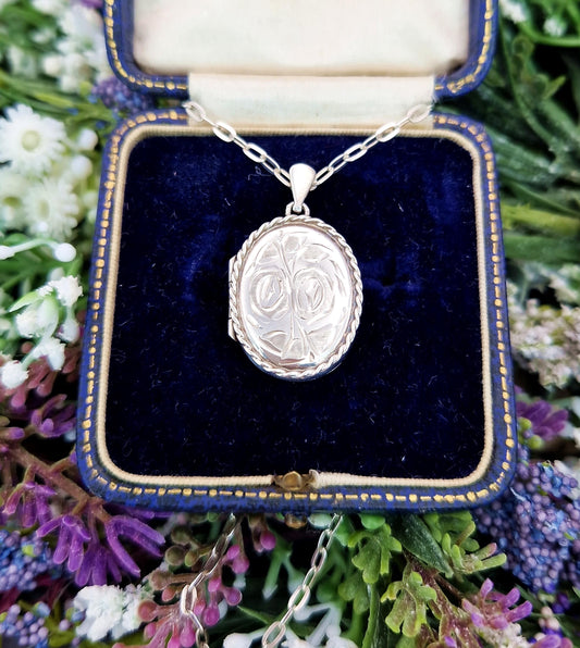 Vintage 1978 Sterling Silver Engraved Rose Flower Oval Locket Pendant Necklace
